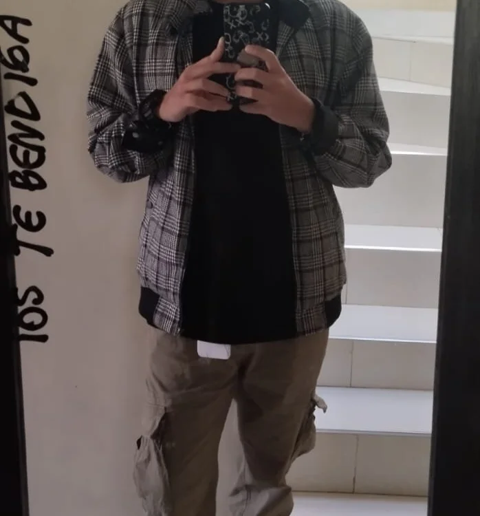 Ian_Andres_ Chat XXX offline