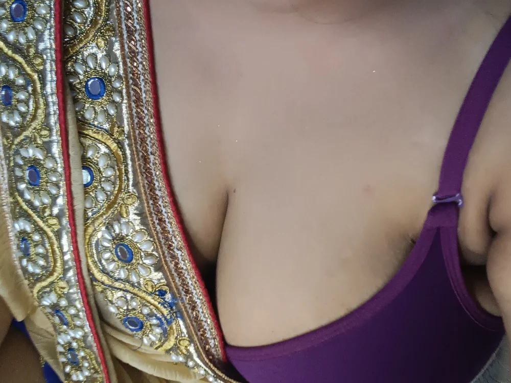 Riya_marathi7's Offline XXX Chat