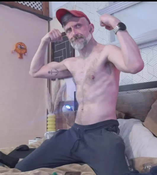 cl0udfuckinGwiThyouruncle's Offline XXX Chat