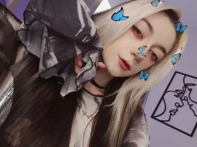 TristaRoht Female Teen Free Webcam Striptease
