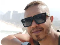 Douglasbenicio's Offline Chat Room