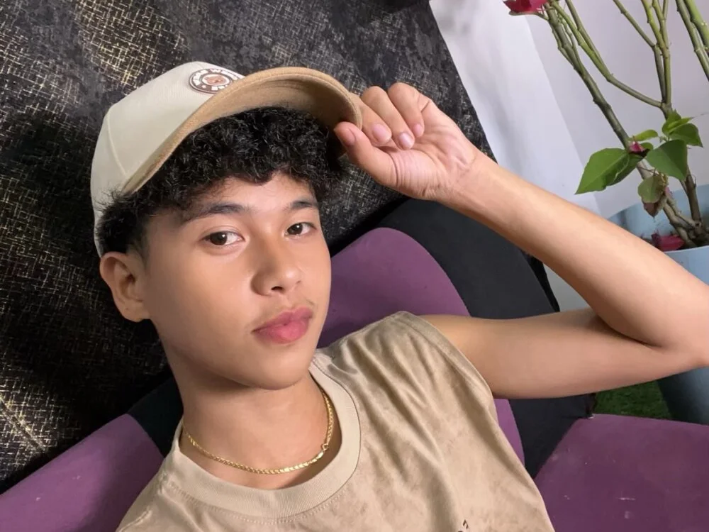 PinoyStrip23 Offline XXX Chat