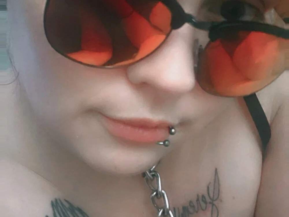 Jynxthefoxyfuck's Offline XXX Chat