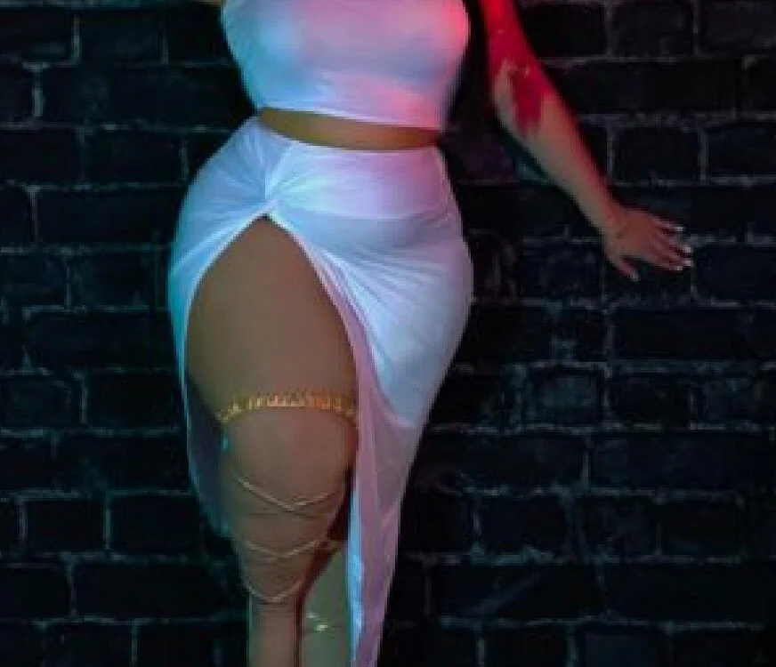 دردشة madleen_Mm الجنسية دون اتصال