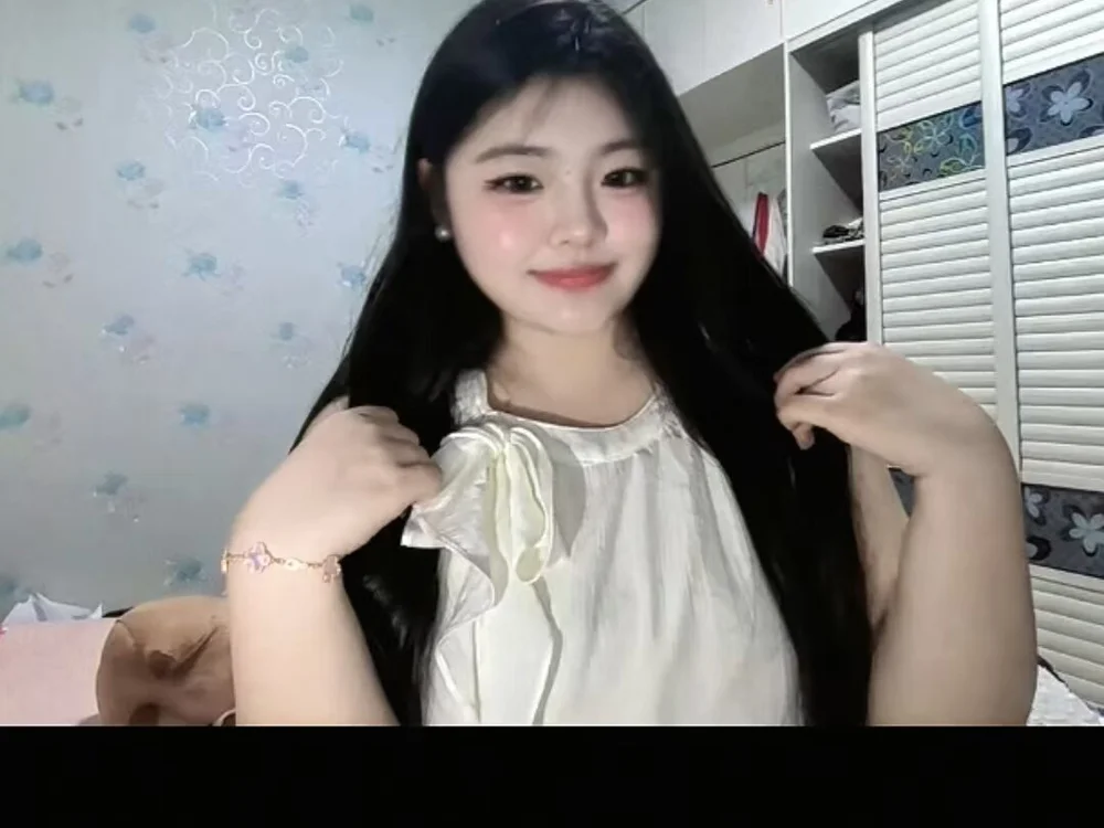zxcqweaa Chat XXX Ngoại tuyến