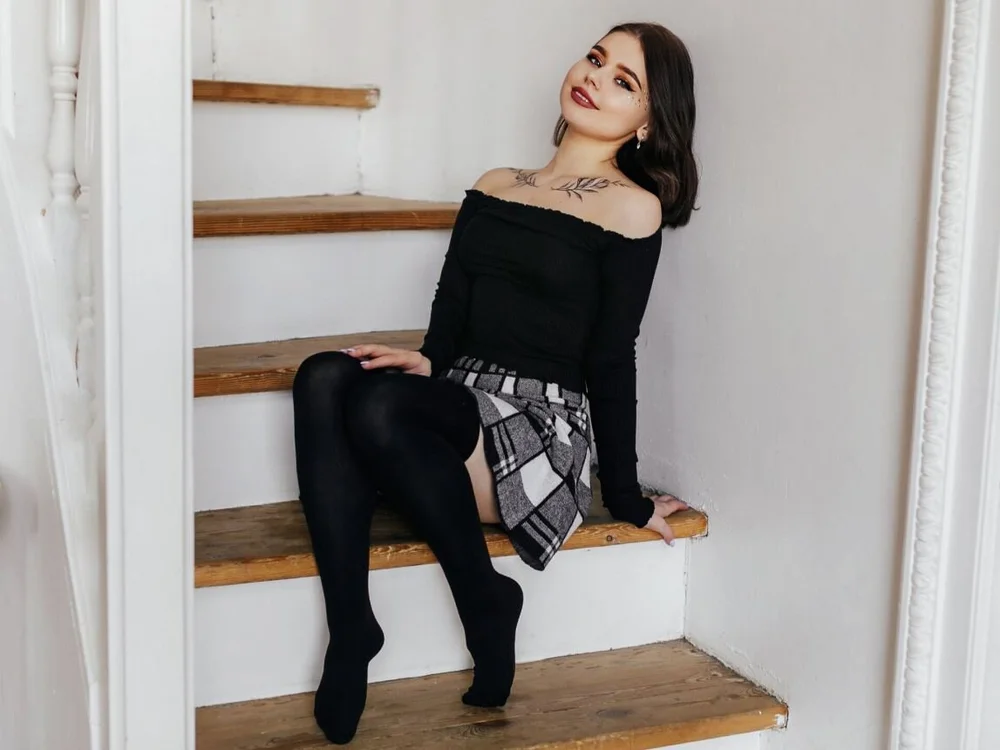 Susie_Perry's Offline XXX Chat