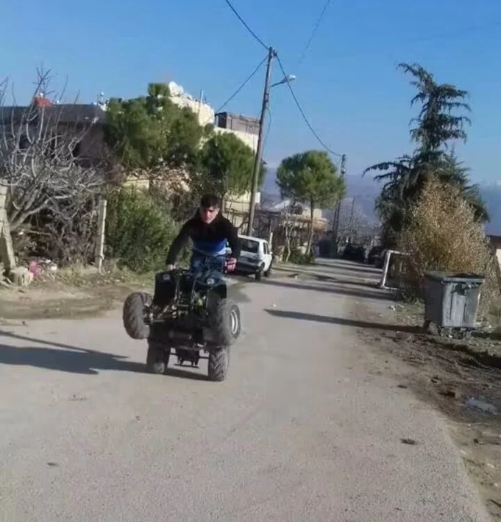 alixo8 Adlı Modelin Çevrimdışı XXX Sohbeti