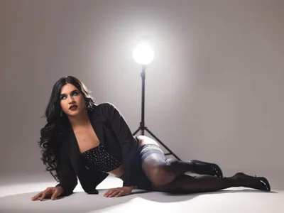 Scarleett_22's Offline XXX Chat