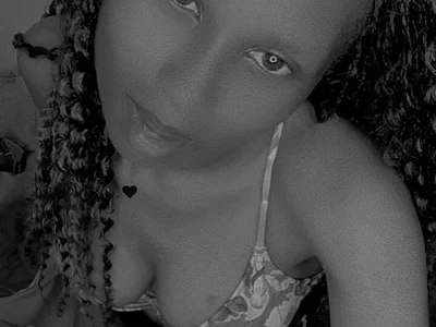 Devine_juicy_polie - Girl 