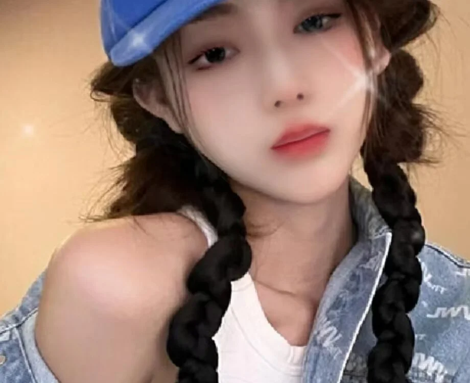 XIAOXIAOMMD's Offline XXX Chat