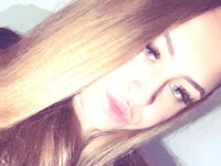 KyraMoriss's webcam live show