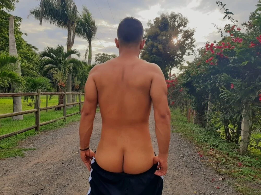 Gael_Velaryx: офлайн-секс-чат