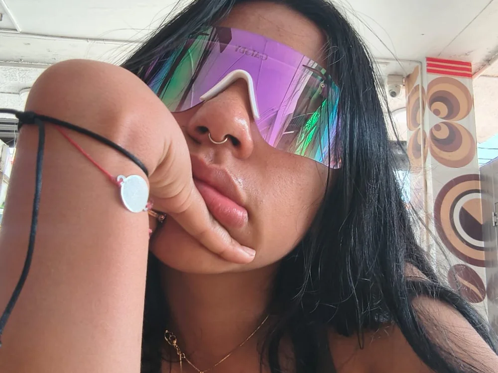 Julieta_Sierra offline chatrum