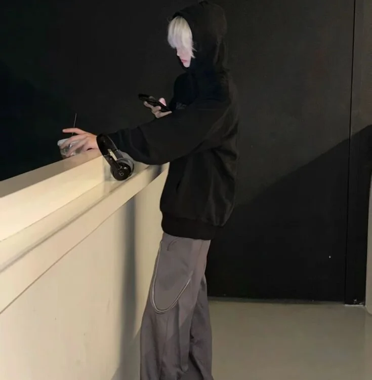 niko_115115's Offline XXX Chat