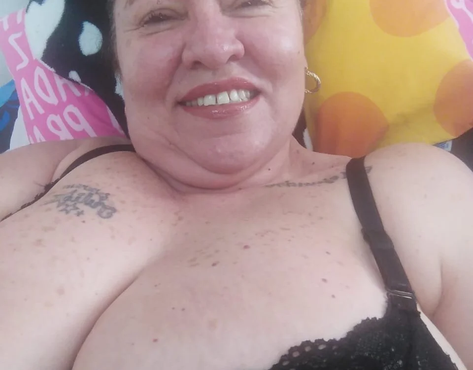 Olgahunder offline XXX-chatje