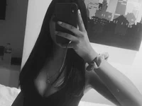 youraicaa's webcam live show