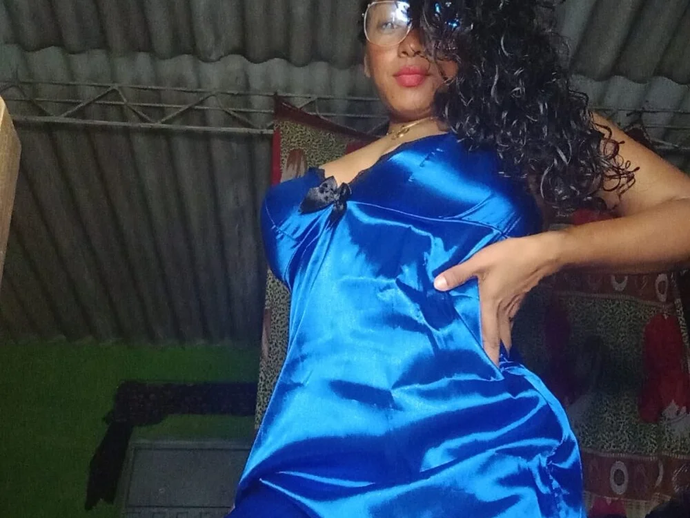 iambunny_777's Offline XXX Chat