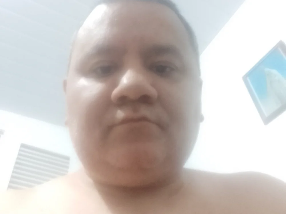 SEXYBOY1980 offline chatrum