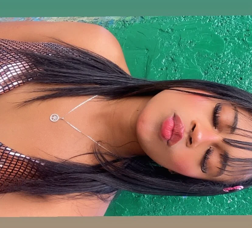 KendallVixen live XXX chat