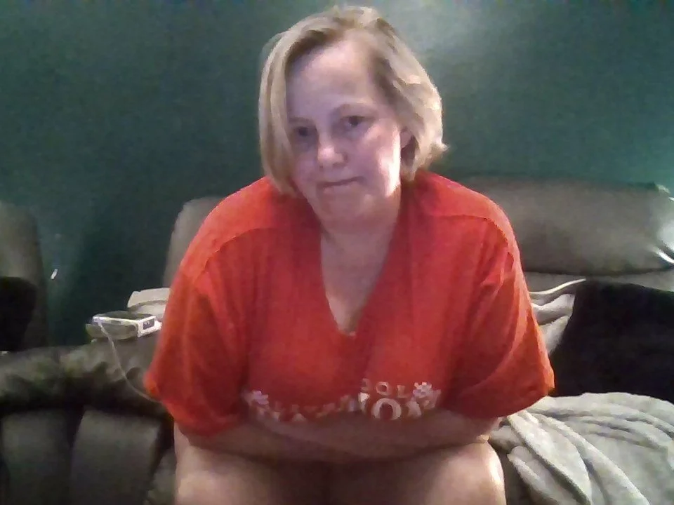 naughtymarried's Offline XXX Chat