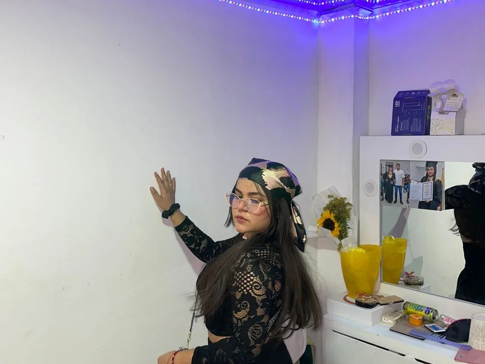 KIINMBERLYCK অফলাইন চ্যাট রুম