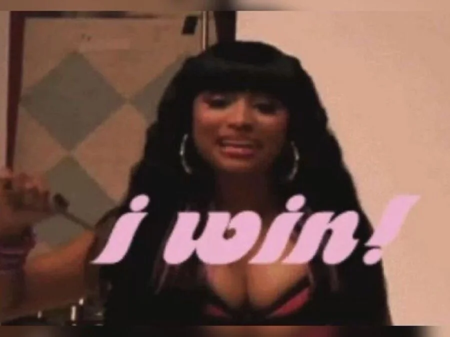 sexcamberts_999's Offline XXX Chat