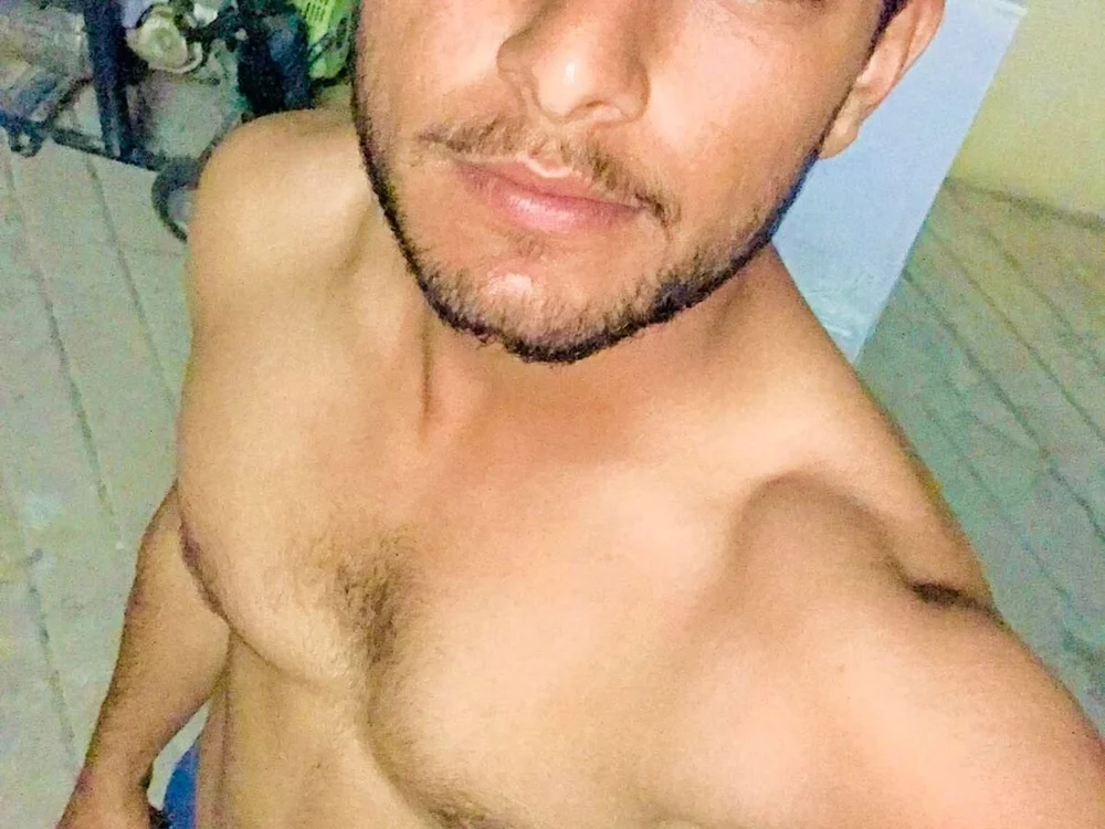 Badjutt8899 offline chatrum