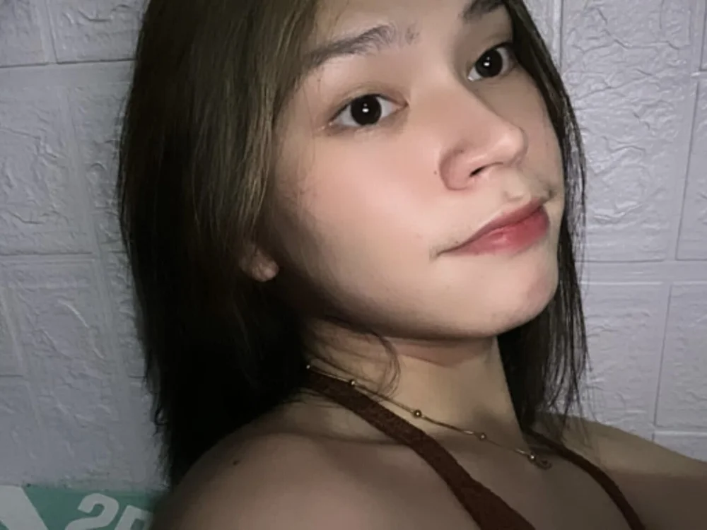 KyllieDavies 离线XXX聊天