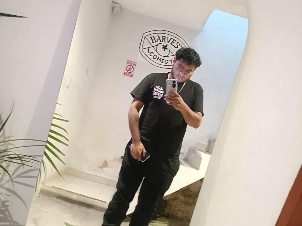 Lopezvilo37 offline chatrum