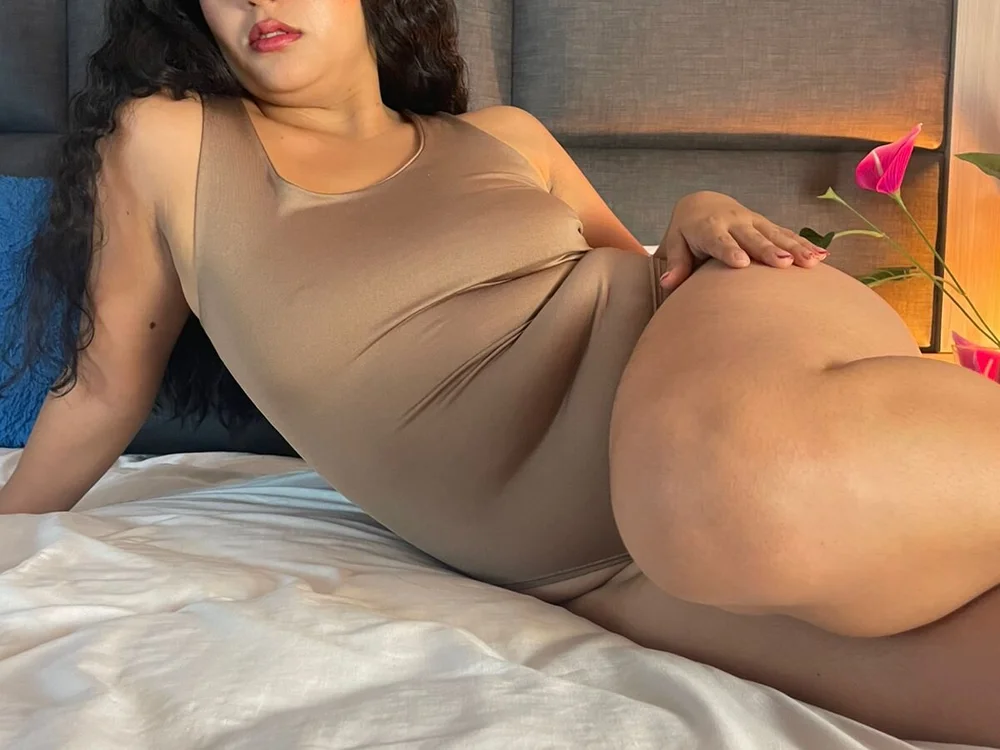 ValentinaCruzz offline XXX-chat