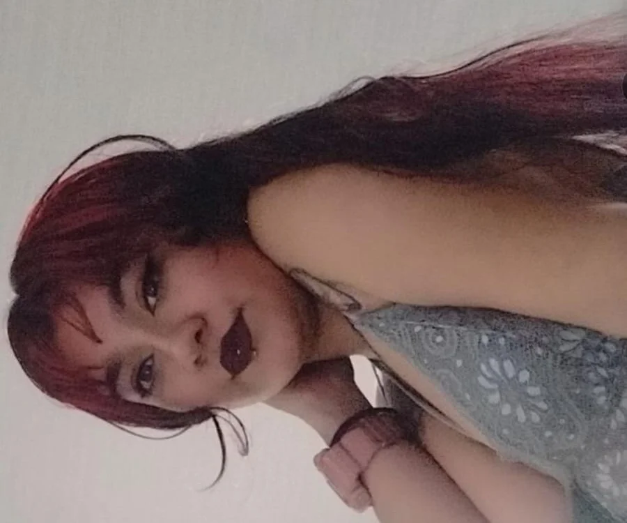 aster_lilyy's Offline XXX Chat