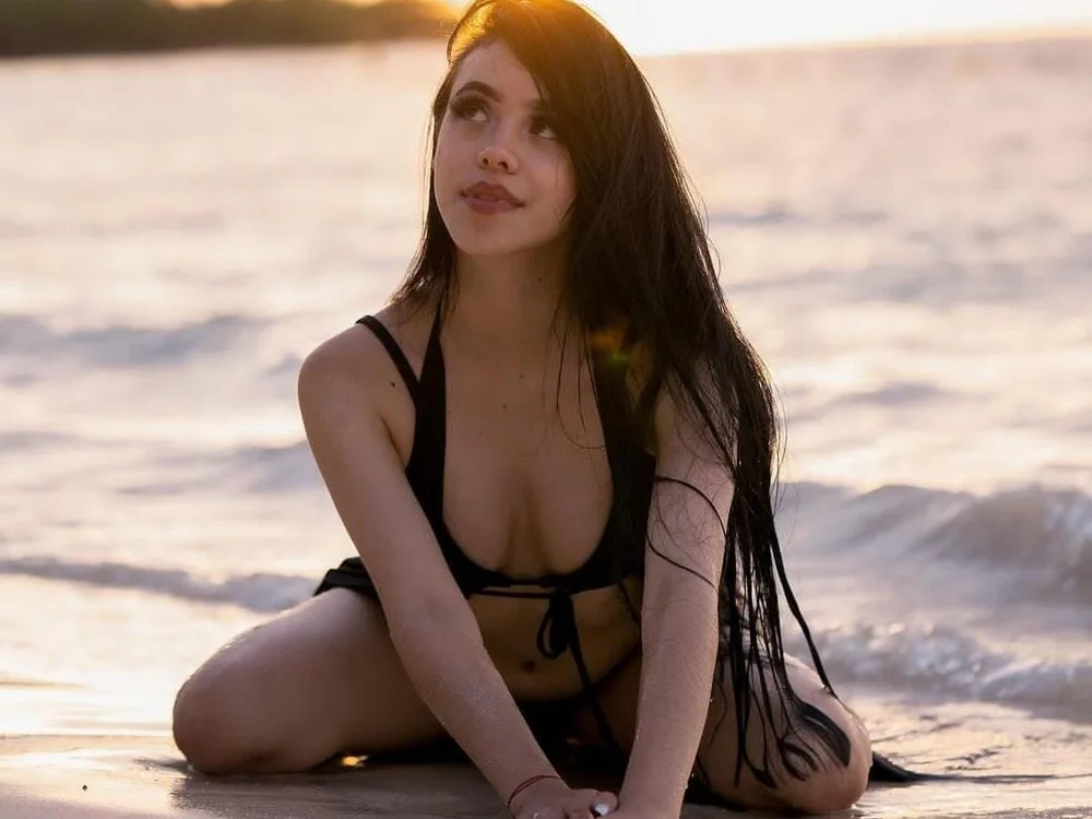 ElaSkye's Offline XXX Chat