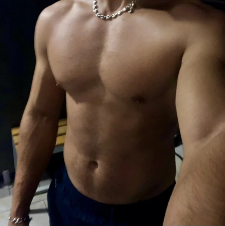 lewis91's Offline XXX Chat