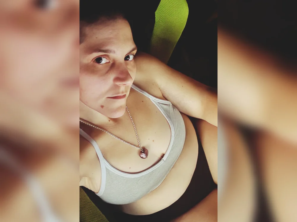 needmoremolly offline chatrum