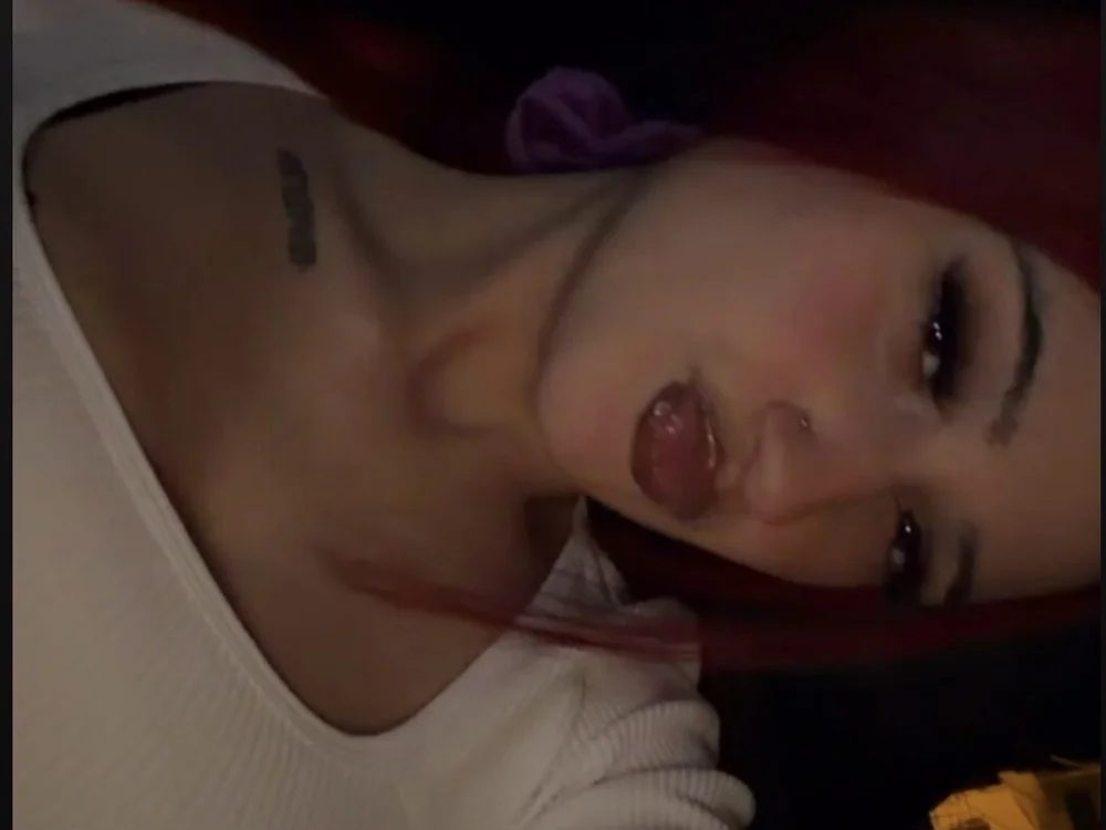 alexandrajoke's Offline XXX Chat
