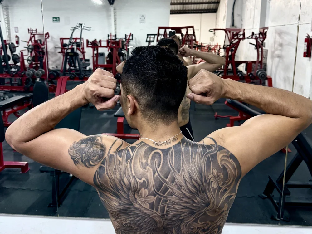 Giovanix98 Offline XXX-chat