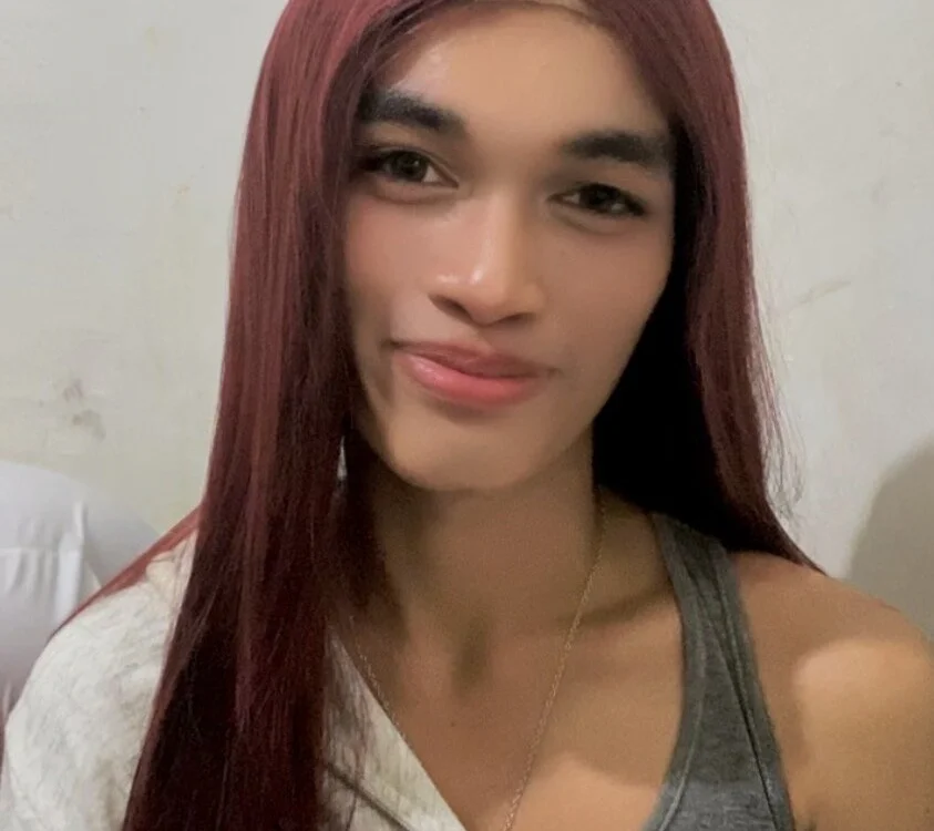 Veronica_X Obrolan XXX Offline