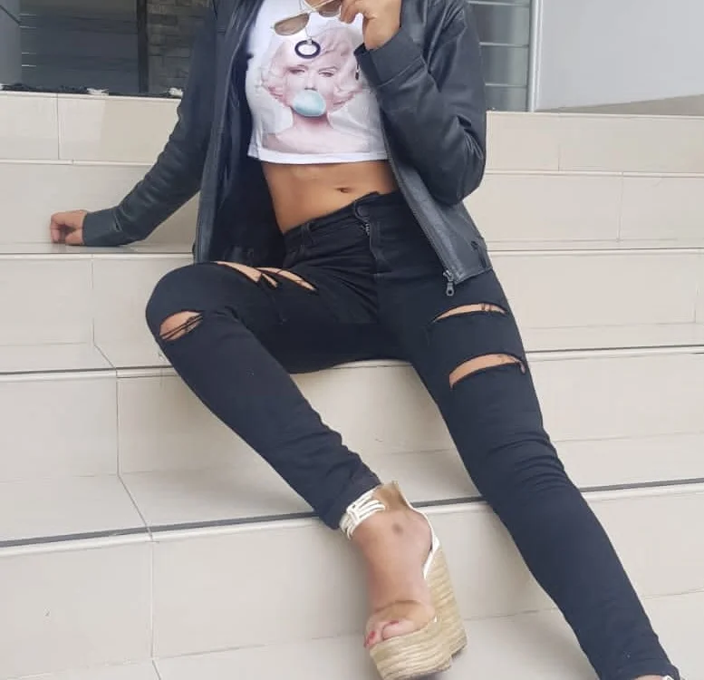 Amber_Ash Offline XXX Chat