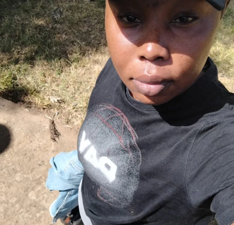 Slim_CurvyM offline chatrum