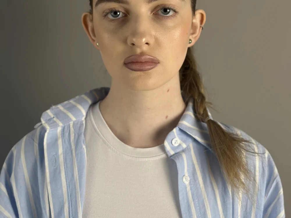 LizbethBiddy's Offline Chat Room