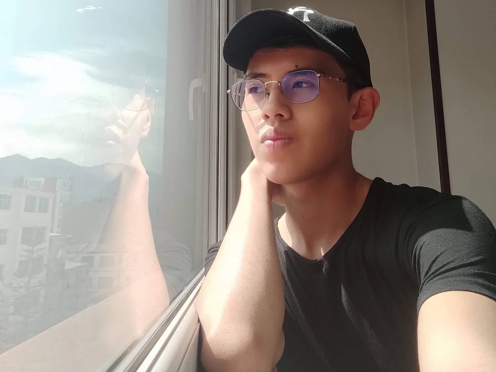 Jacob-Evans_ Adlı Modelin Çevrimdışı XXX Sohbeti