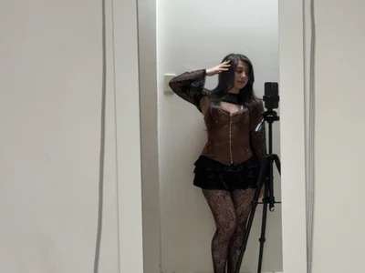 snowykatt — live female cam