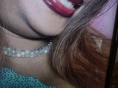 Hottywetsexy on StripChat