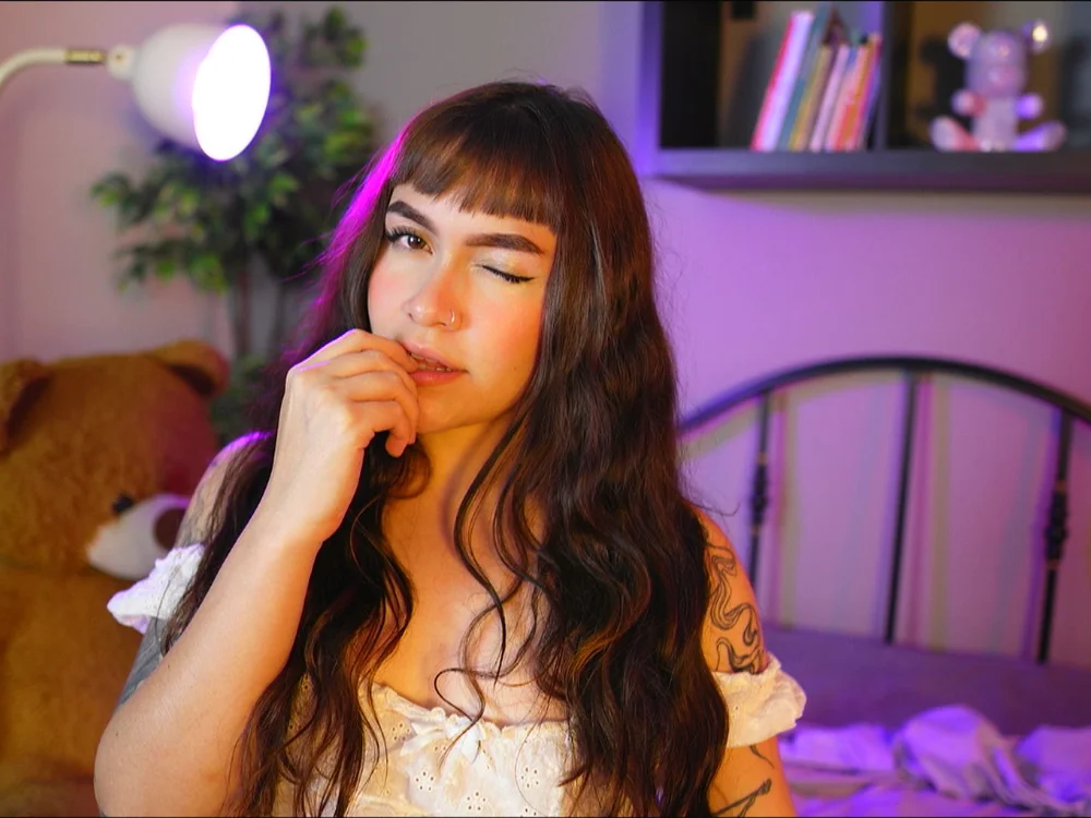 Sammy_joness' Offline Chat Room
