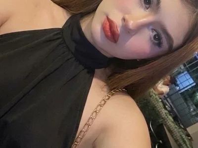 LOunNa-_Sexxy on StripChat