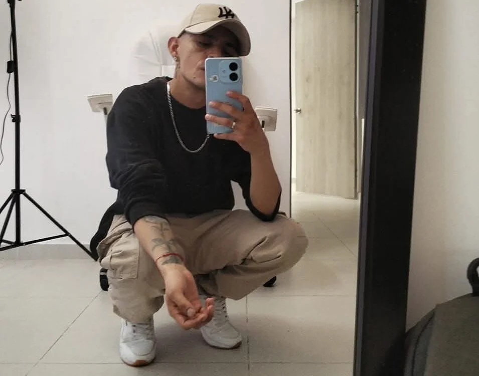 ares_grey23's most recent online preview