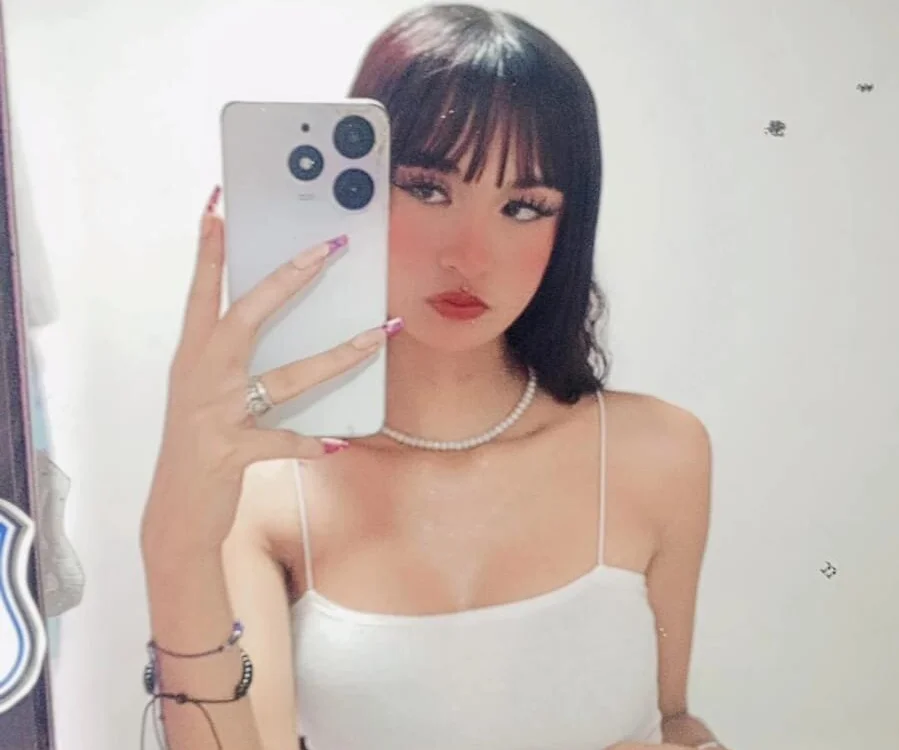 ห้องแชทออฟไลน์ของ chloe_smith_t