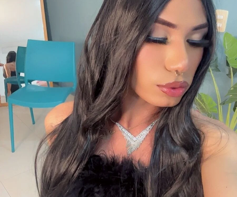 Emma_Onne's Offline XXX Chat