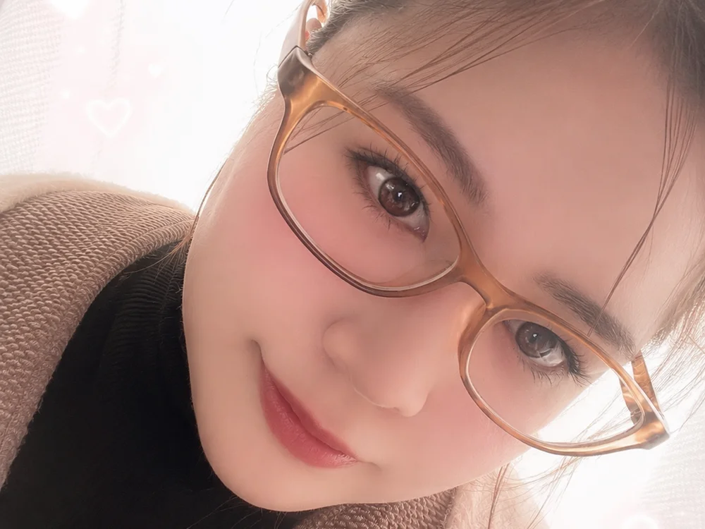 _Luna_chan_ Offline XXX Chat