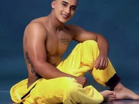 Benjamin_black01's webcam live show